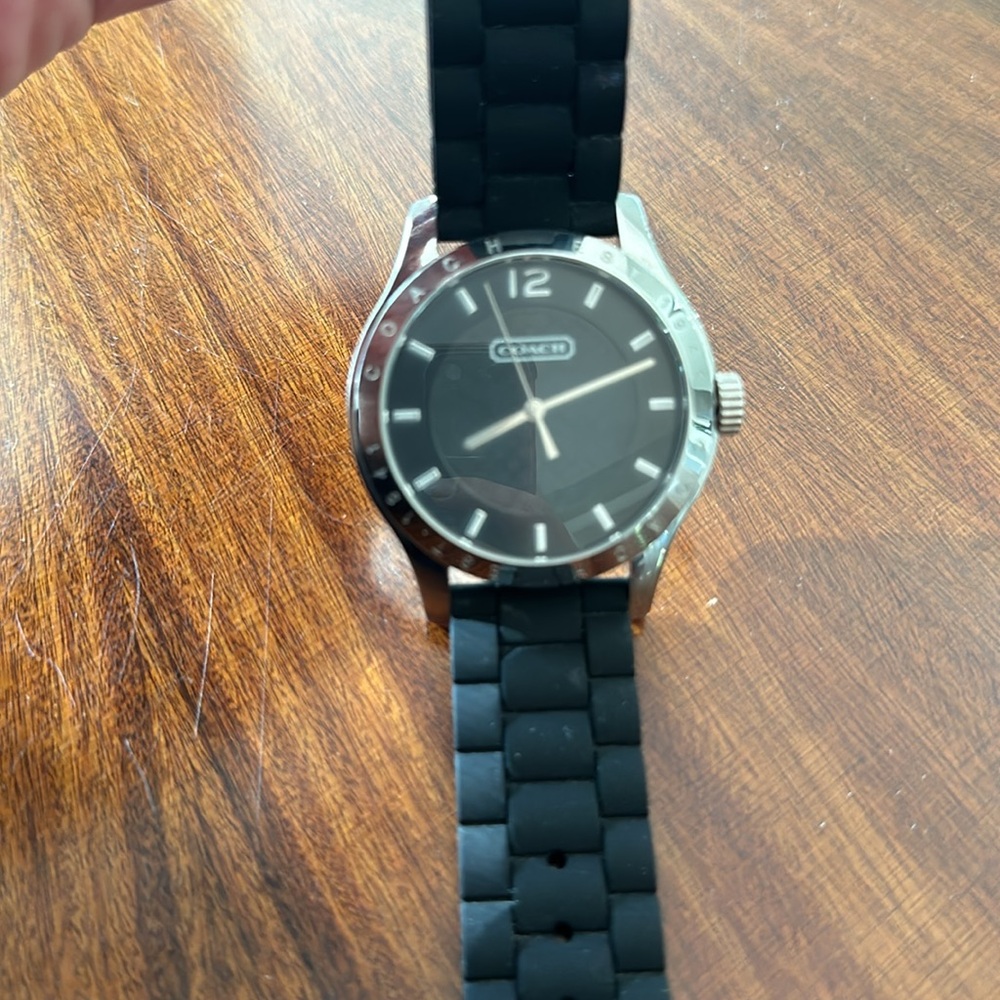 Coach watch - Picture 2 of 3